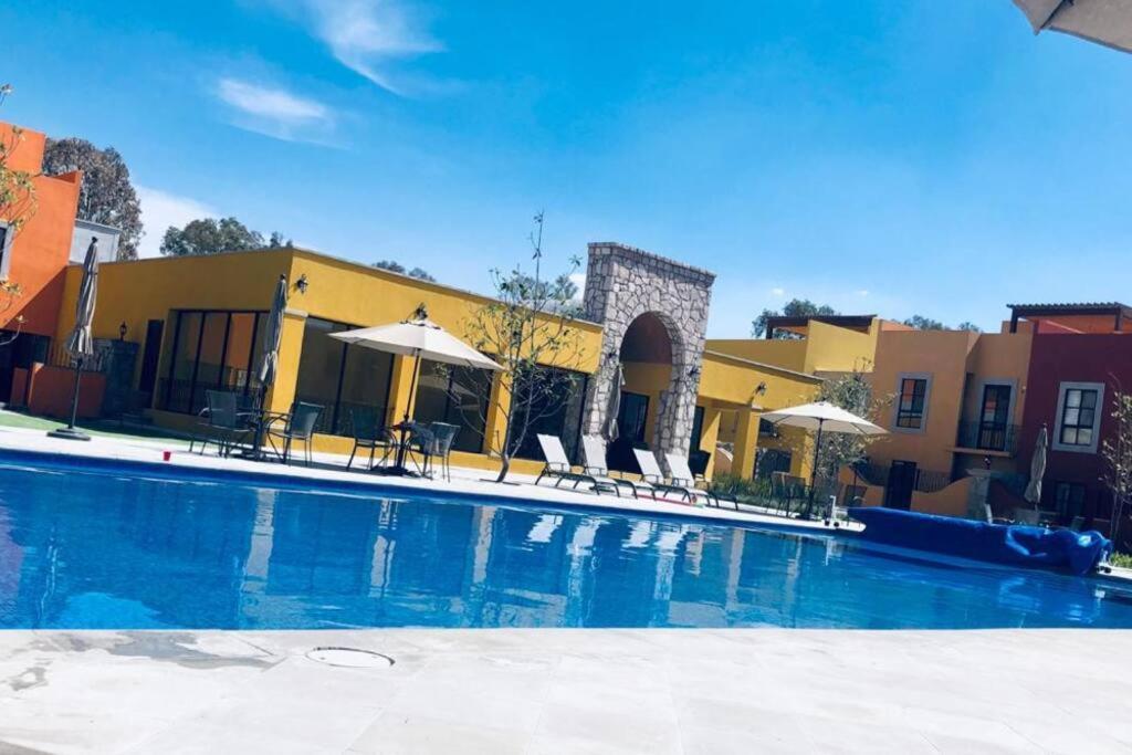 Depa En San Miguel De Allende Zirandaro Con Piscina ภายนอก รูปภาพ